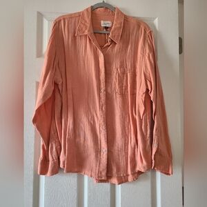 Women's Universal Thread Coral Button Down Shirt